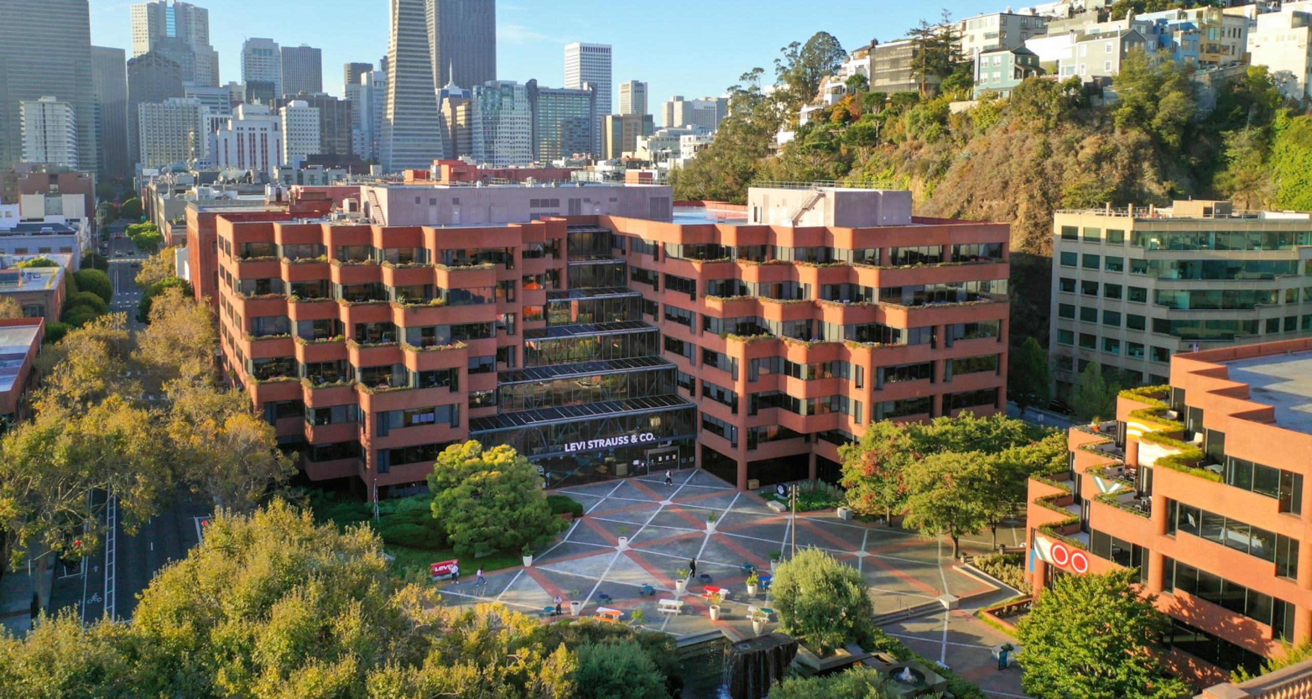 Aerial view of Levi's Plaza with San Francisco skyline in background
